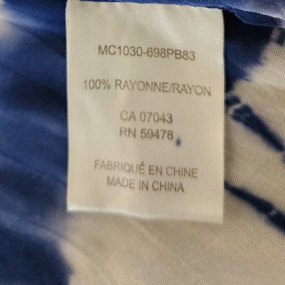 😀  3 For $15 Kenar Navy and White Tie-Dye Tank Top - Picture 9 of 10